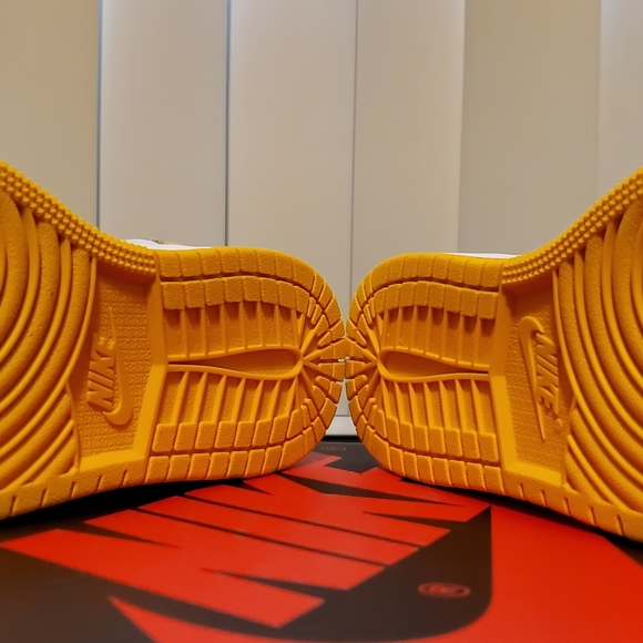 Air Jordan 1 High OG “Brotherhood” Size: 5Y = 6.5 WMNS - Picture 14 of 14